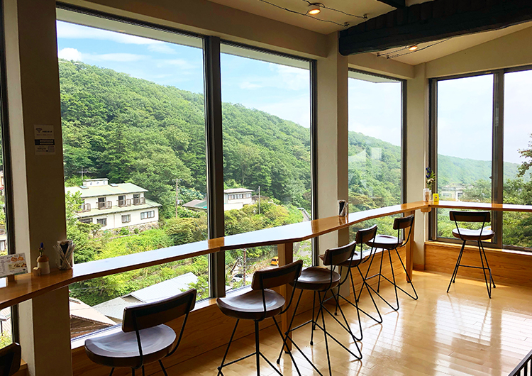 カフェまどか「那須」室内